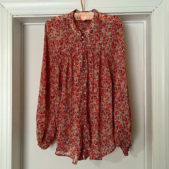 torrid Tops - NWOT Torrid  (1) 1X Red Floral Blouse